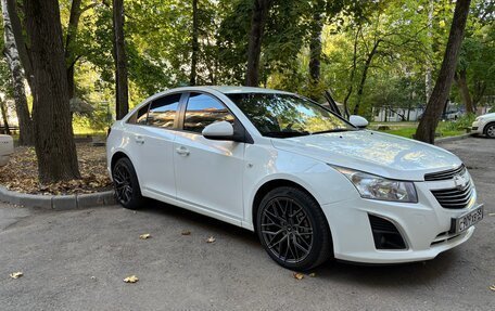Chevrolet Cruze II, 2013 год, 695 000 рублей, 3 фотография