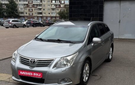Toyota Avensis III рестайлинг, 2009 год, 845 000 рублей, 2 фотография
