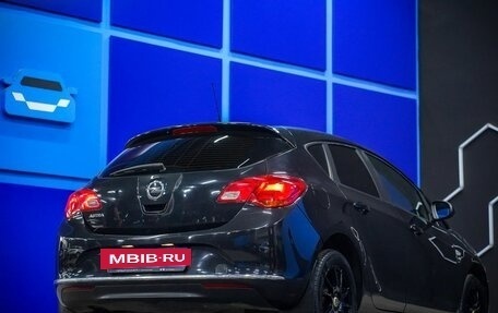 Opel Astra J, 2013 год, 689 999 рублей, 6 фотография