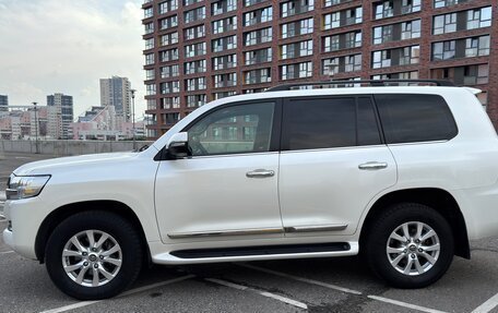 Toyota Land Cruiser 200, 2016 год, 5 500 000 рублей, 6 фотография