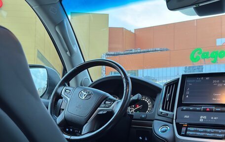 Toyota Land Cruiser 200, 2016 год, 5 500 000 рублей, 14 фотография