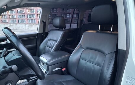 Toyota Land Cruiser 200, 2016 год, 5 500 000 рублей, 10 фотография