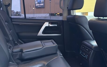 Toyota Land Cruiser 200, 2016 год, 5 500 000 рублей, 15 фотография