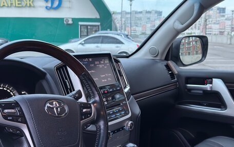 Toyota Land Cruiser 200, 2016 год, 5 500 000 рублей, 22 фотография