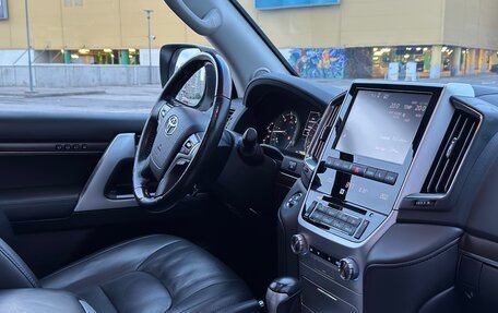 Toyota Land Cruiser 200, 2016 год, 5 500 000 рублей, 20 фотография