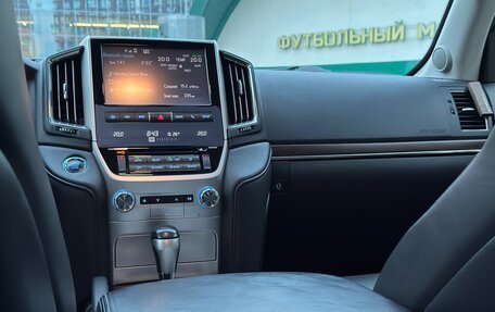 Toyota Land Cruiser 200, 2016 год, 5 500 000 рублей, 23 фотография
