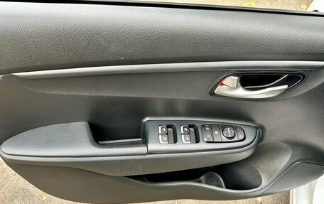 KIA Rio IV, 2021 год, 1 550 000 рублей, 17 фотография