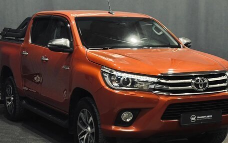 Toyota Hilux VIII, 2018 год, 3 620 000 рублей, 3 фотография