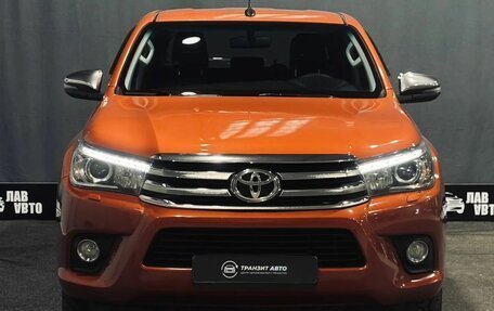 Toyota Hilux VIII, 2018 год, 3 620 000 рублей, 2 фотография