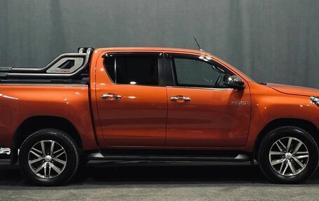 Toyota Hilux VIII, 2018 год, 3 620 000 рублей, 4 фотография