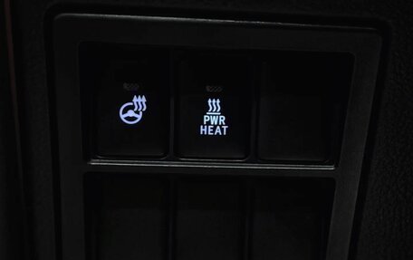 Toyota Hilux VIII, 2018 год, 3 620 000 рублей, 17 фотография