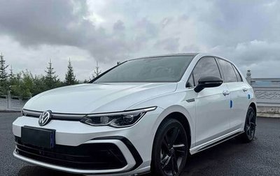 Volkswagen Golf VIII, 2023 год, 1 985 000 рублей, 1 фотография