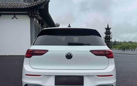 Volkswagen Golf VIII, 2023 год, 1 985 000 рублей, 5 фотография