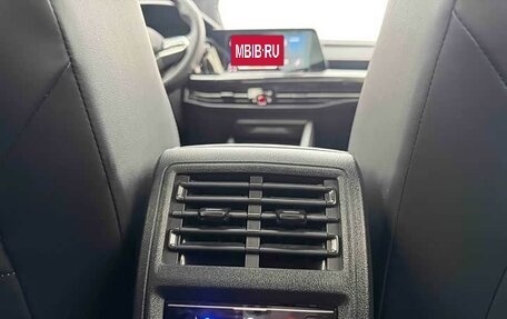 Volkswagen Golf VIII, 2023 год, 1 985 000 рублей, 20 фотография