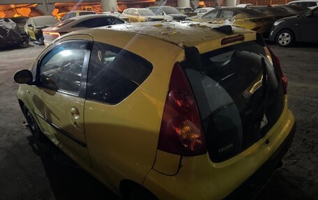 Peugeot 107 I рестайлинг, 2009 год, 305 800 рублей, 3 фотография