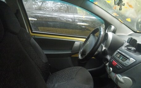 Peugeot 107 I рестайлинг, 2009 год, 305 800 рублей, 5 фотография