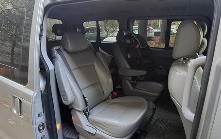 Hyundai Grand Starex Grand Starex I рестайлинг 2, 2019 год, 2 999 999 рублей, 14 фотография