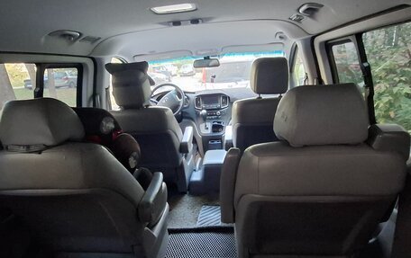 Hyundai Grand Starex Grand Starex I рестайлинг 2, 2019 год, 2 999 999 рублей, 18 фотография