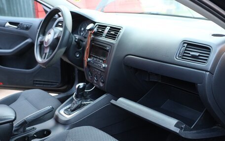 Volkswagen Jetta VI, 2013 год, 800 000 рублей, 9 фотография