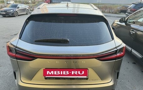 Lexus NX, 2021 год, 5 700 000 рублей, 10 фотография