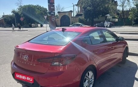 Hyundai Elantra, 2020 год, 1 400 000 рублей, 2 фотография
