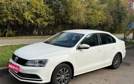 Volkswagen Jetta VI, 2015 год, 1 500 000 рублей, 2 фотография