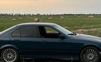 BMW 3 серия, 1991 год, 218 000 рублей, 1 фотография