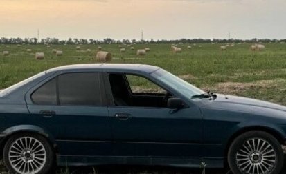 BMW 3 серия, 1991 год, 218 000 рублей, 1 фотография