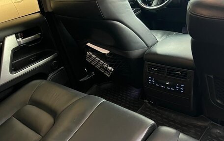 Toyota Land Cruiser 200, 2016 год, 8 200 000 рублей, 12 фотография