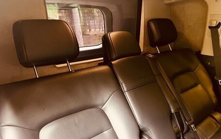 Toyota Land Cruiser 200, 2016 год, 8 200 000 рублей, 10 фотография