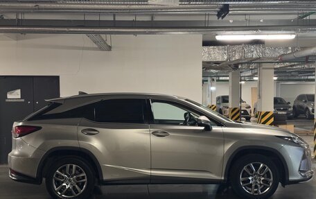 Lexus RX IV рестайлинг, 2019 год, 5 450 000 рублей, 8 фотография