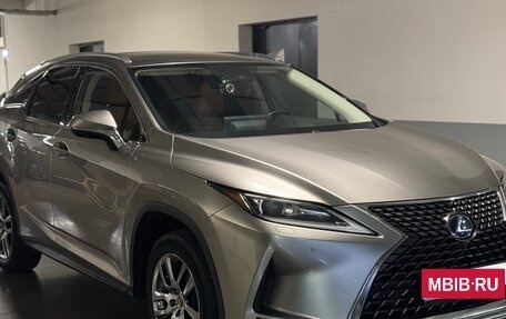 Lexus RX IV рестайлинг, 2019 год, 5 450 000 рублей, 1 фотография
