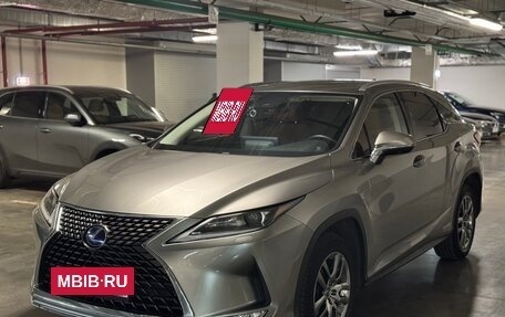 Lexus RX IV рестайлинг, 2019 год, 5 450 000 рублей, 3 фотография