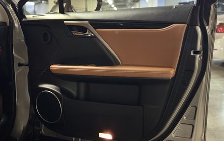 Lexus RX IV рестайлинг, 2019 год, 5 450 000 рублей, 14 фотография
