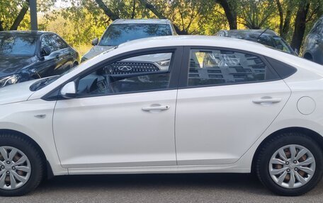 Hyundai Solaris II рестайлинг, 2022 год, 1 490 000 рублей, 4 фотография