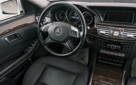 Mercedes-Benz E-Класс, 2013 год, 1 749 000 рублей, 10 фотография