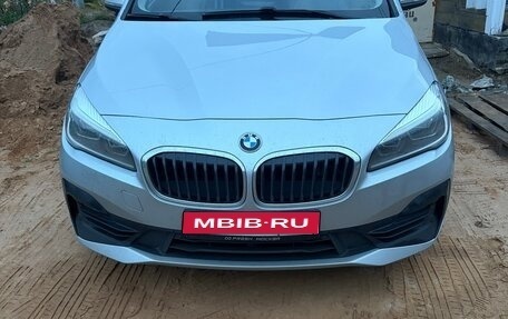 BMW 2 серия Active Tourer F45, 2019 год, 2 100 000 рублей, 1 фотография
