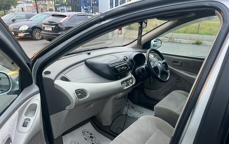 Nissan Tino, 2002 год, 399 000 рублей, 10 фотография