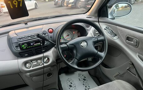 Nissan Tino, 2002 год, 399 000 рублей, 16 фотография