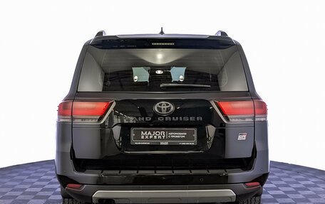 Toyota Land Cruiser, 2022 год, 9 850 000 рублей, 6 фотография