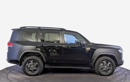 Toyota Land Cruiser, 2022 год, 9 850 000 рублей, 4 фотография