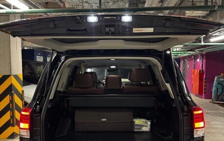 Toyota Land Cruiser 200, 2018 год, 6 400 000 рублей, 12 фотография