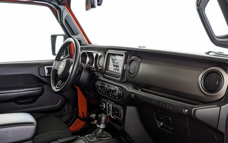 Jeep Wrangler, 2018 год, 4 100 000 рублей, 13 фотография