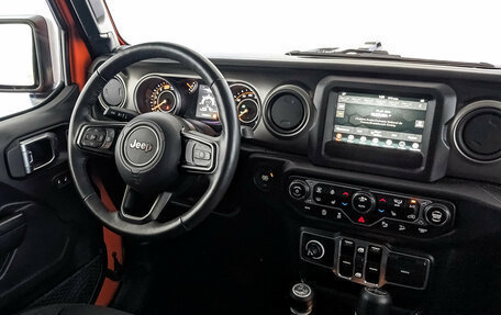 Jeep Wrangler, 2018 год, 4 100 000 рублей, 30 фотография