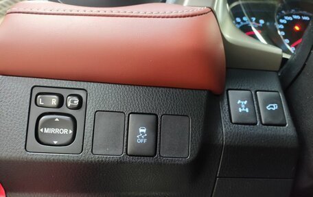 Toyota RAV4, 2013 год, 1 615 000 рублей, 19 фотография