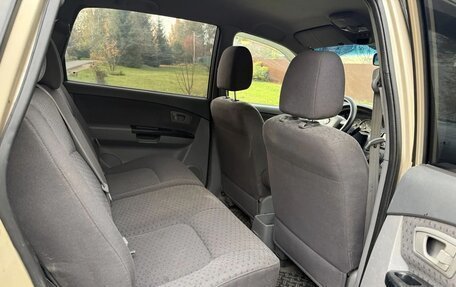 KIA Carens I (RS), 2006 год, 420 000 рублей, 25 фотография