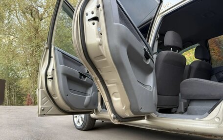 KIA Carens I (RS), 2006 год, 420 000 рублей, 26 фотография