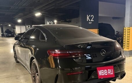 Mercedes-Benz E-Класс, 2019 год, 4 500 000 рублей, 10 фотография