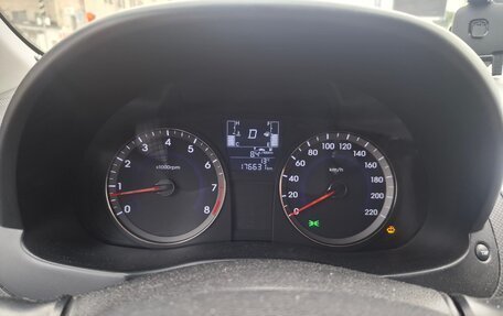 Hyundai Solaris II рестайлинг, 2014 год, 950 000 рублей, 5 фотография