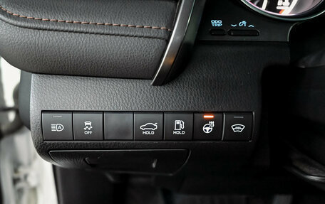 Toyota Camry, 2020 год, 3 125 000 рублей, 14 фотография
